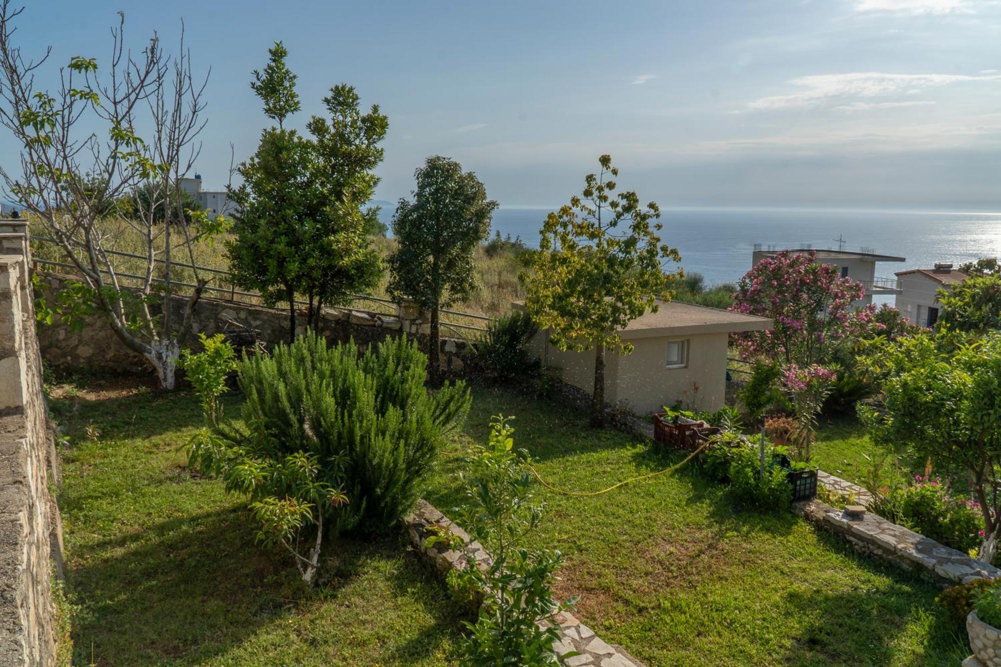 Sunset Serenity Himare Buitenkant foto