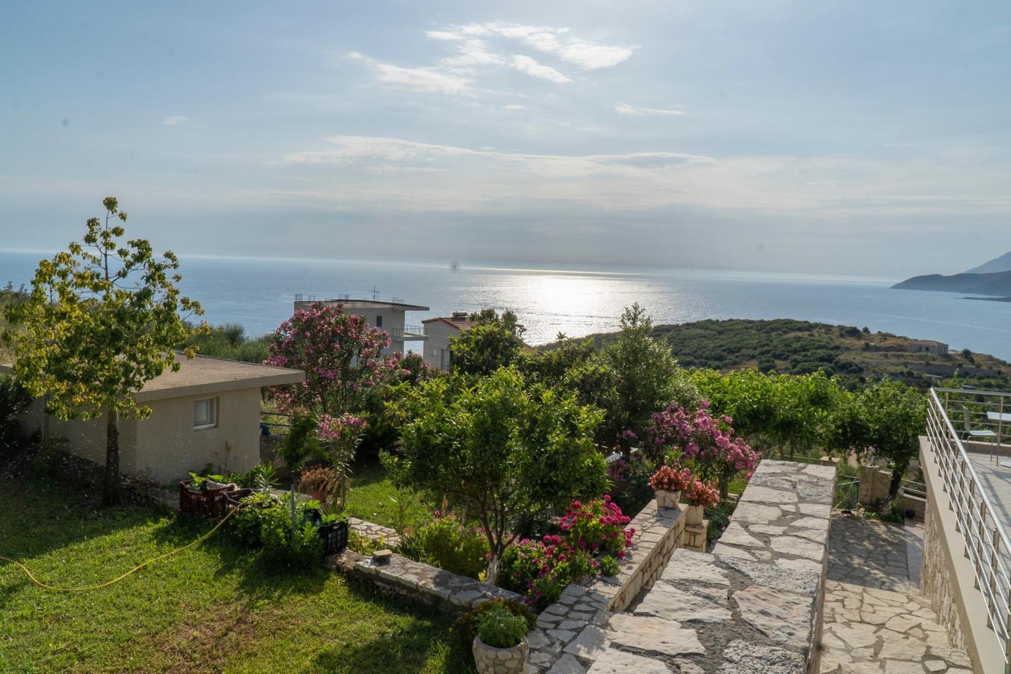 Sunset Serenity Himare Buitenkant foto