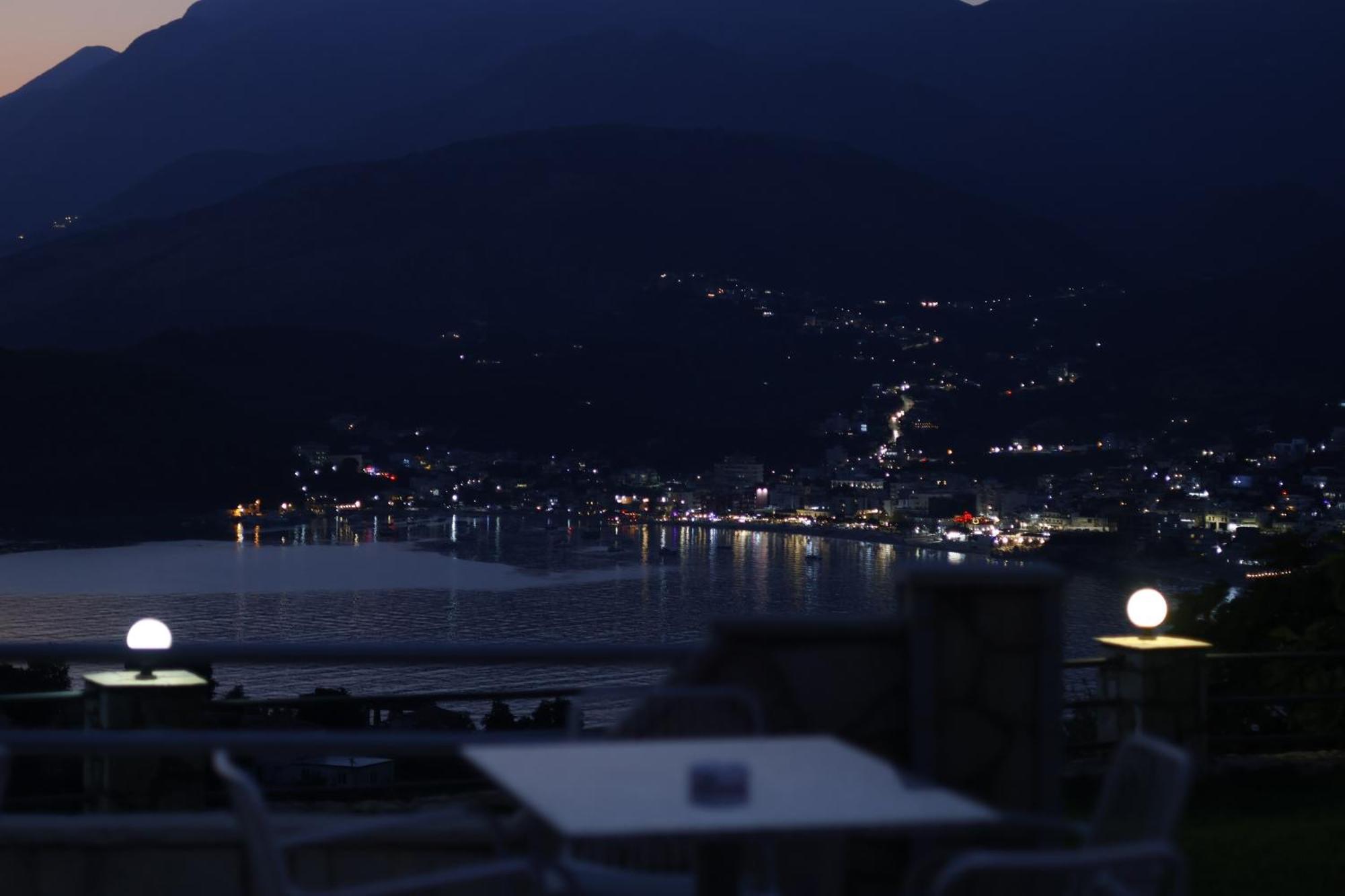Sunset Serenity Himare Buitenkant foto